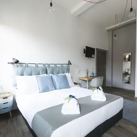 호텔 미첼리 - 시비코 50